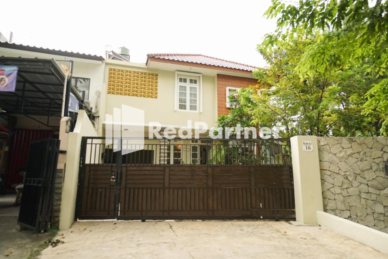 Hotel Fazza Syariah Mitra Reddoorz Jakarta Exterior foto